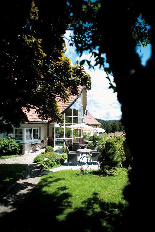 Berghotel Schiller Schonach im Schwarzwald Exterior foto